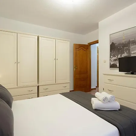 Apartamento Global Calle Concepción - En Pleno Centro De Granada. *